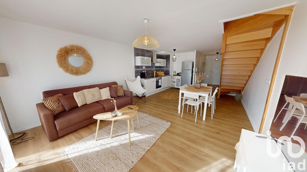 Achat maison à vendre 4 chambres 80 m² - Vaux-le-Pénil