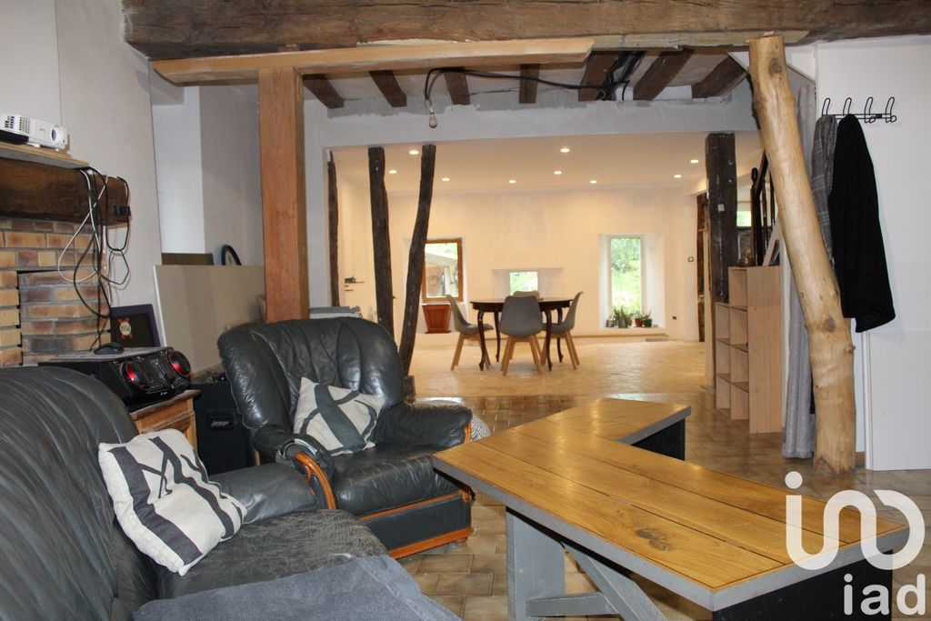 Achat maison à vendre 3 chambres 194 m² - Chemillé-en-Anjou