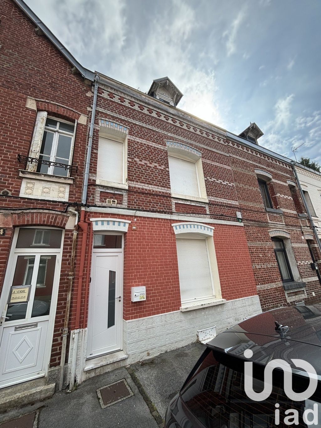 Achat maison à vendre 3 chambres 147 m² - Saint-Quentin