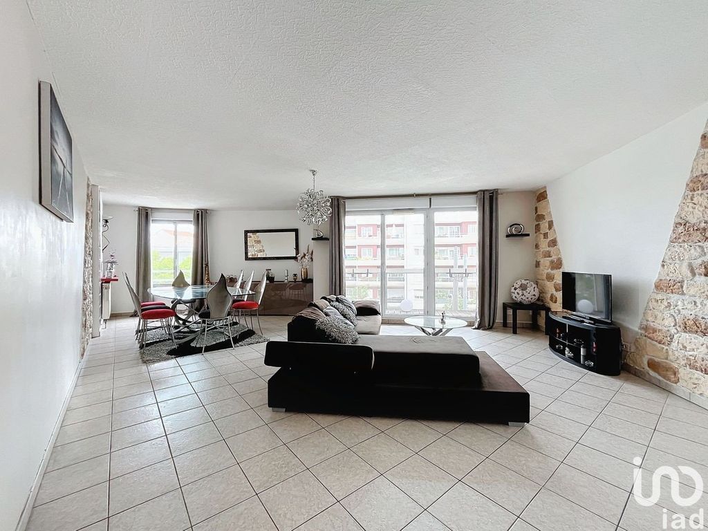 Achat appartement à vendre 4 pièces 106 m² - Villeurbanne