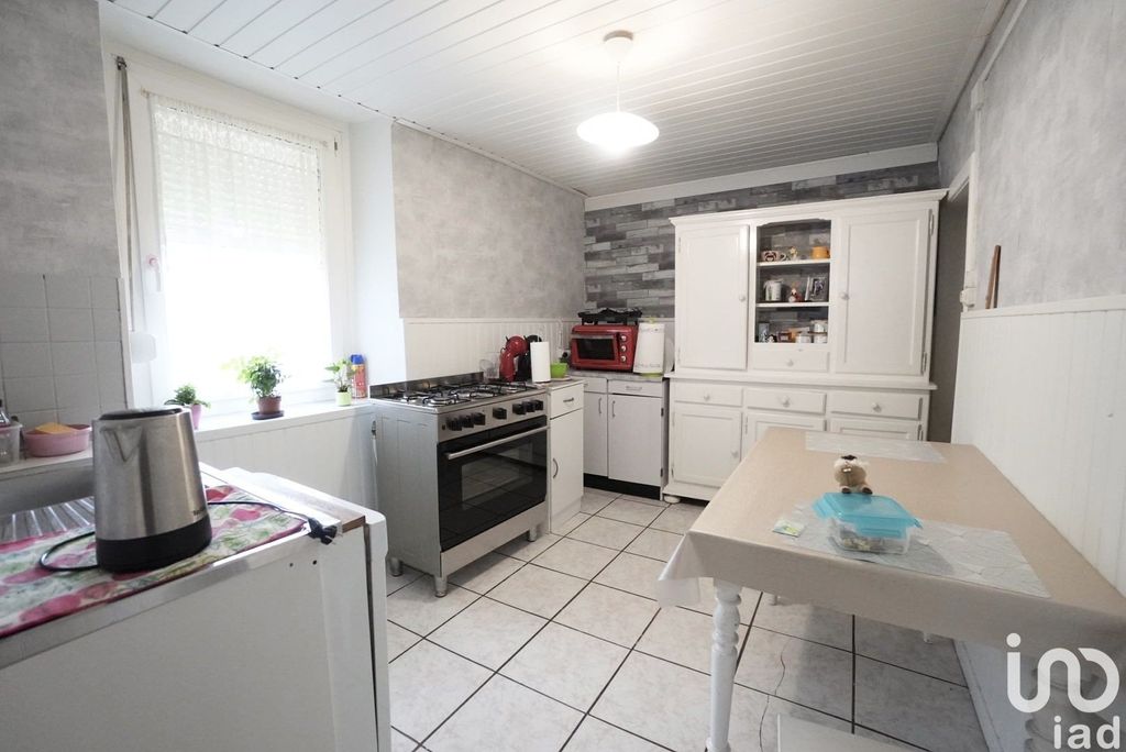 Achat maison à vendre 4 chambres 180 m² - Havange