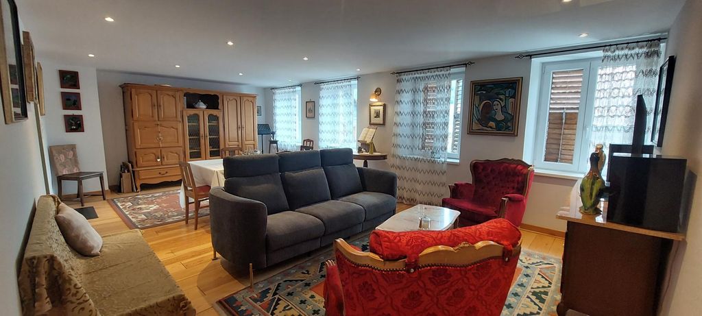 Achat maison à vendre 3 chambres 152 m² - Saint-Quirin