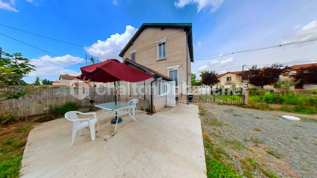 Achat maison à vendre 2 chambres 69 m² - Roanne