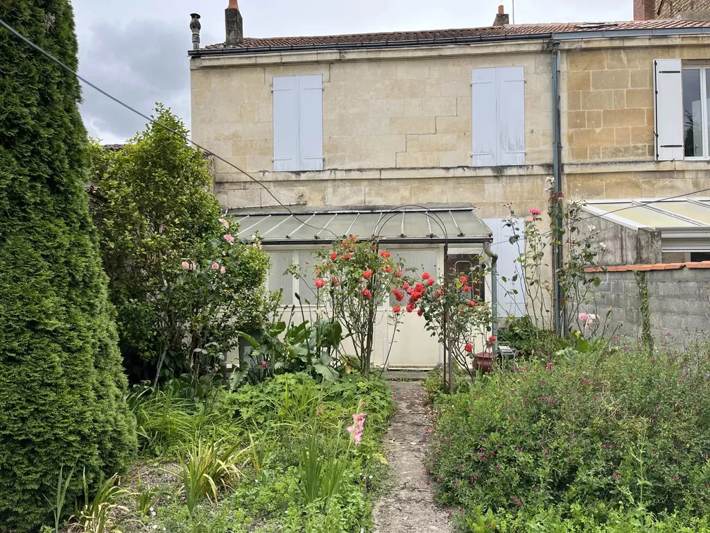 Achat maison à vendre 2 chambres 97 m² - Niort