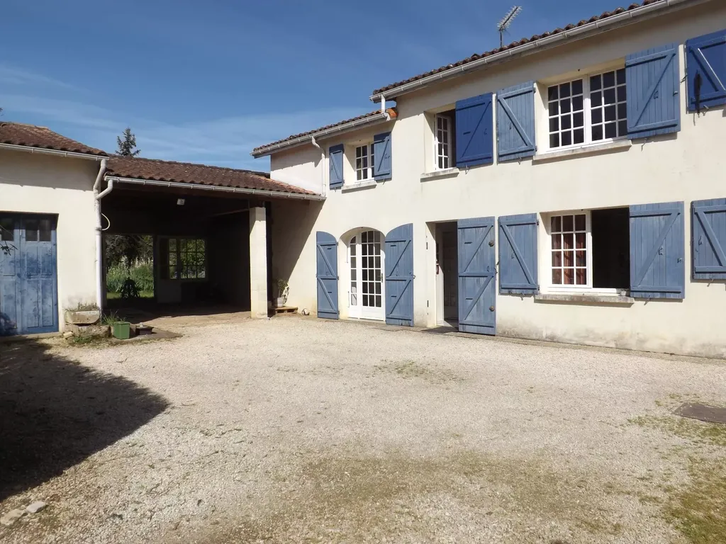 Achat maison à vendre 3 chambres 163 m² - Niort