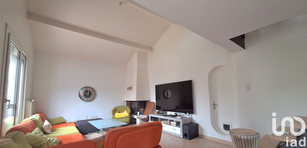 Achat maison à vendre 3 chambres 104 m² - Odos