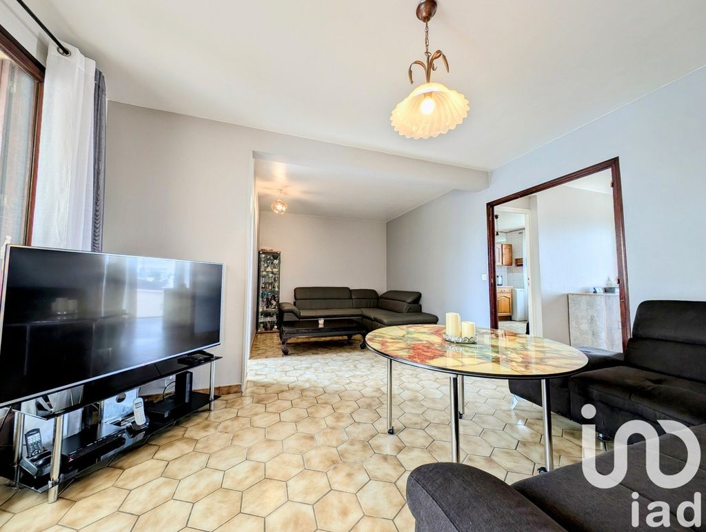 Achat maison à vendre 5 chambres 105 m² - Les Mureaux