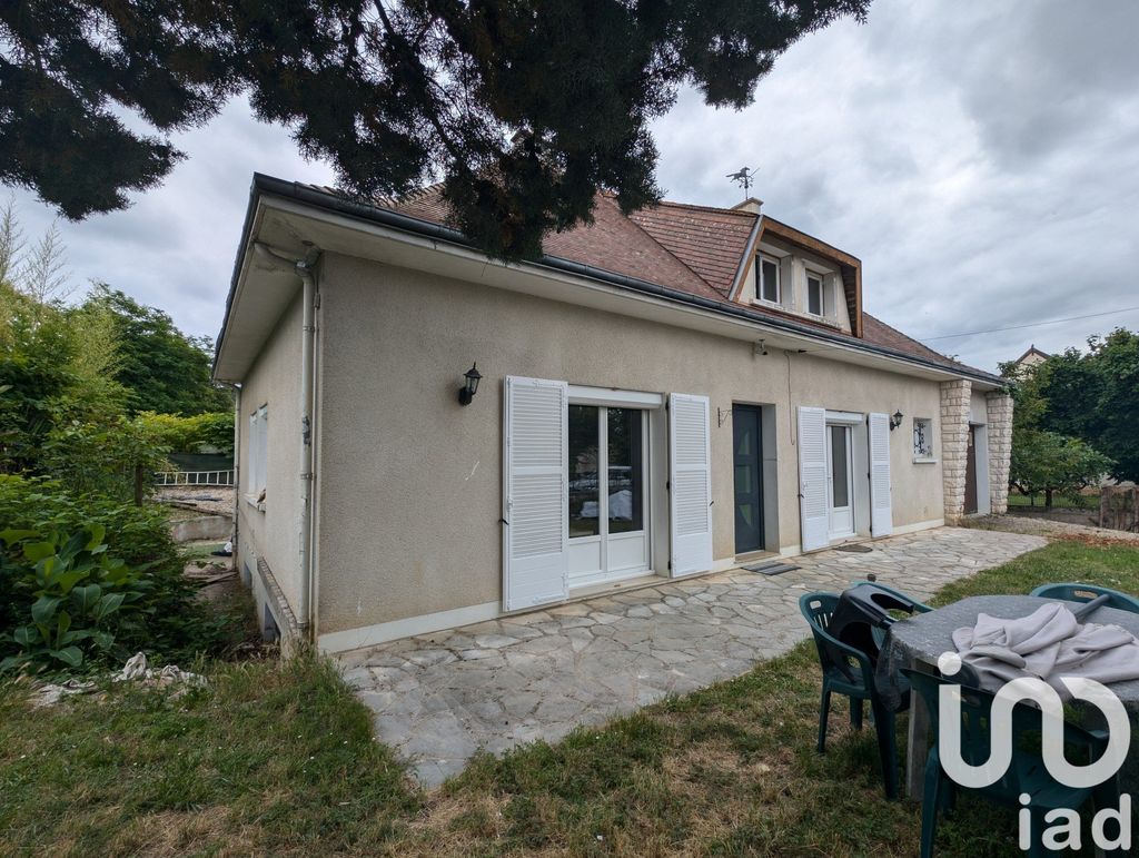 Achat maison à vendre 4 chambres 145 m² - Saint-Gaultier