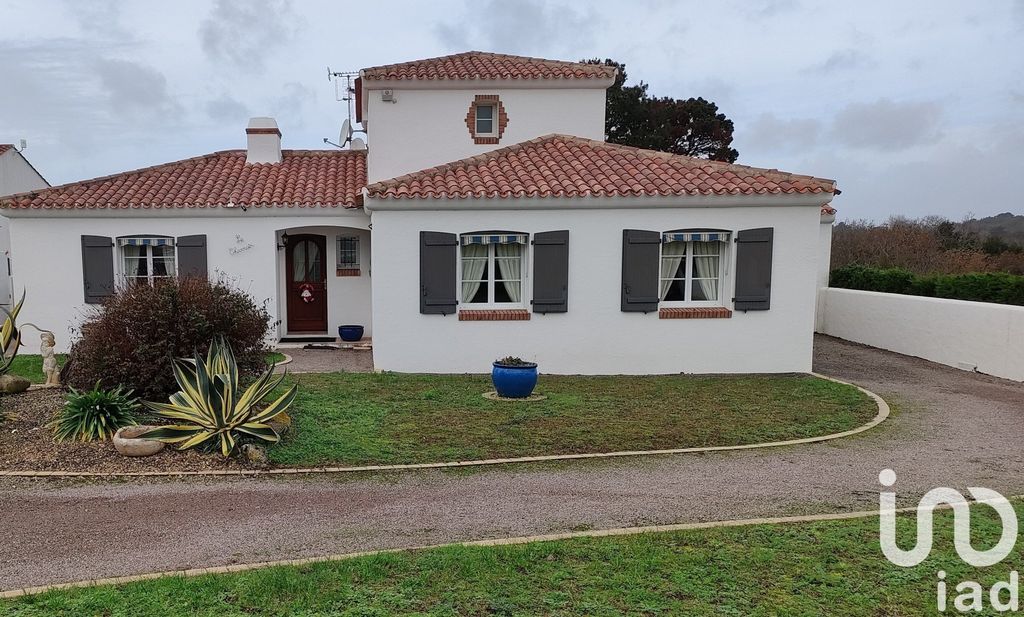 Achat maison à vendre 3 chambres 165 m² - Brem-sur-Mer