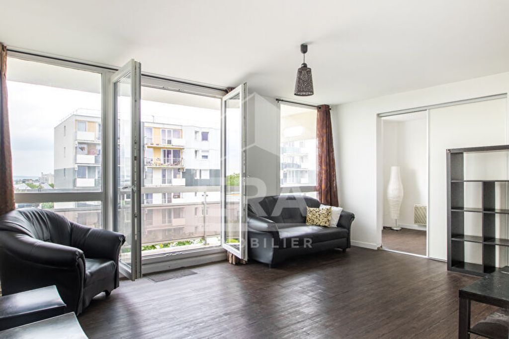 Achat appartement à vendre 4 pièces 81 m² - Noisy-le-Grand