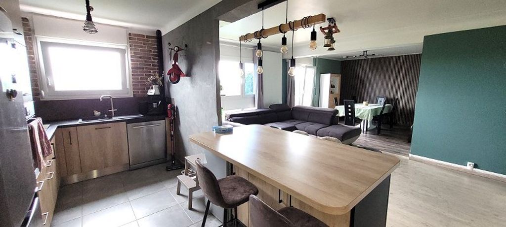 Achat appartement à vendre 5 pièces 94 m² - Châlons-en-Champagne