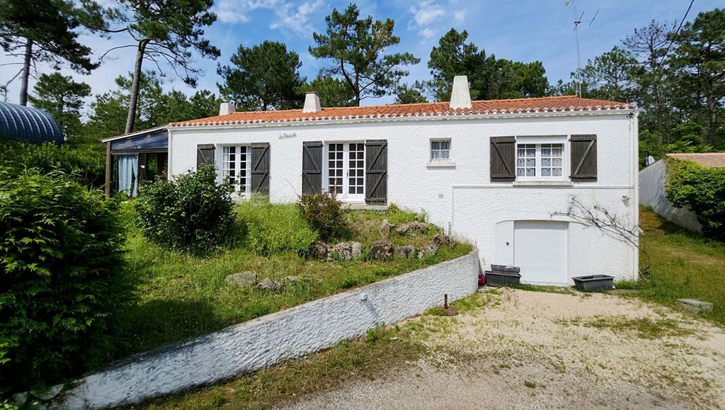 Achat maison à vendre 4 chambres 130 m² - Saint-Jean-de-Monts