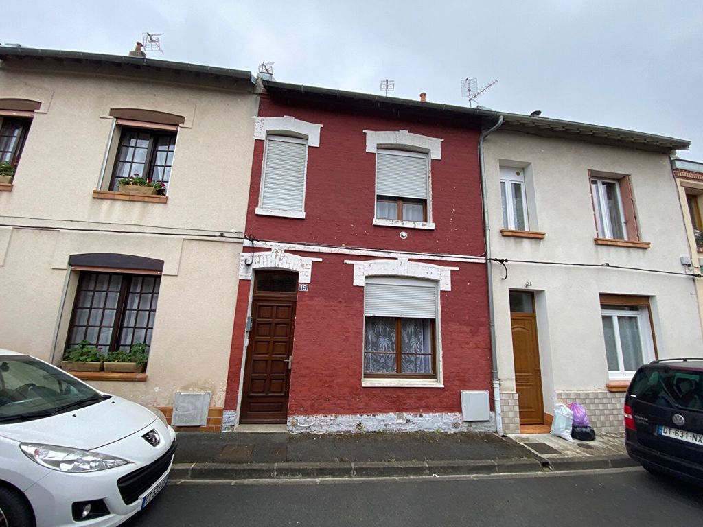 Achat maison à vendre 2 chambres 82 m² - Saint-Quentin