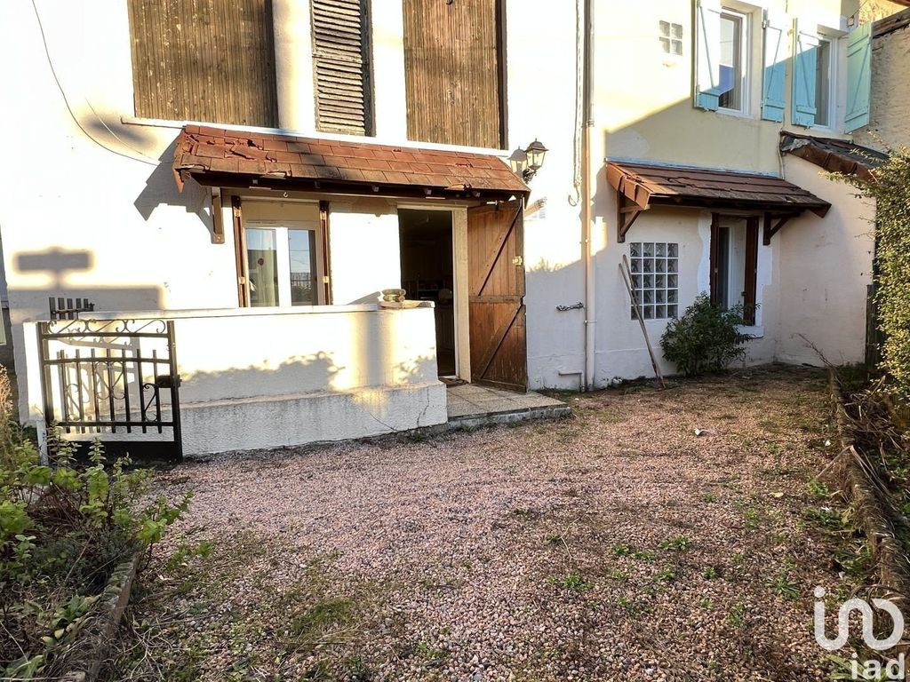 Achat appartement à vendre 3 pièces 106 m² - Creuzier-le-Vieux