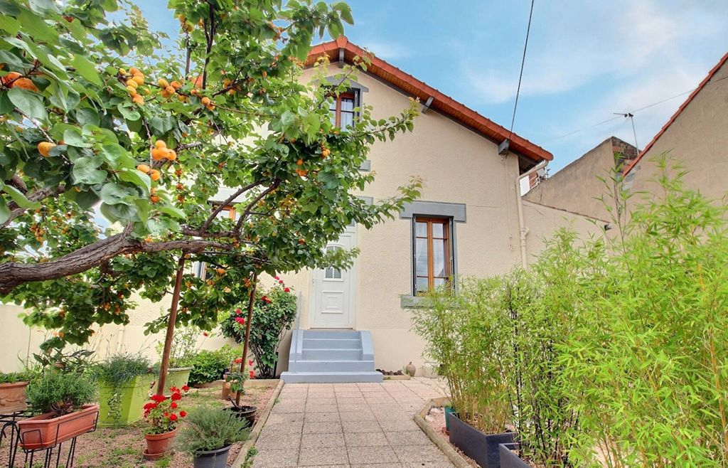 Achat maison à vendre 3 chambres 90 m² - Clermont-Ferrand