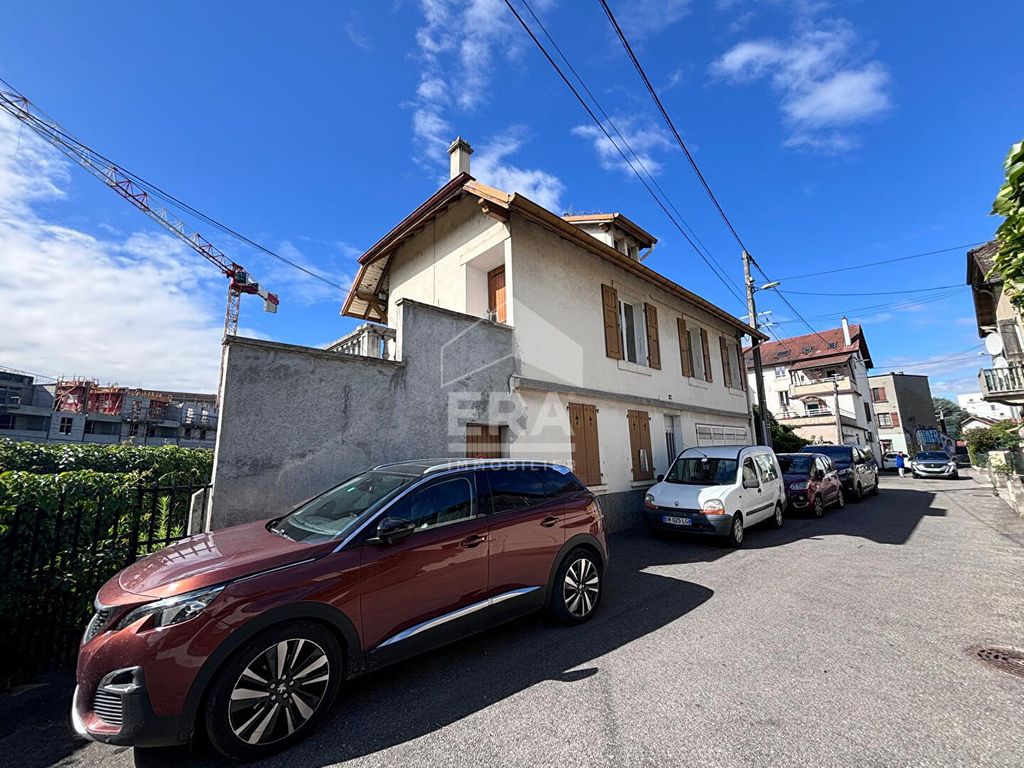 Achat maison à vendre 4 chambres 142 m² - Ambilly