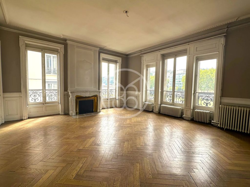 Achat appartement à vendre 7 pièces 225 m² - Lyon 2ème arrondissement