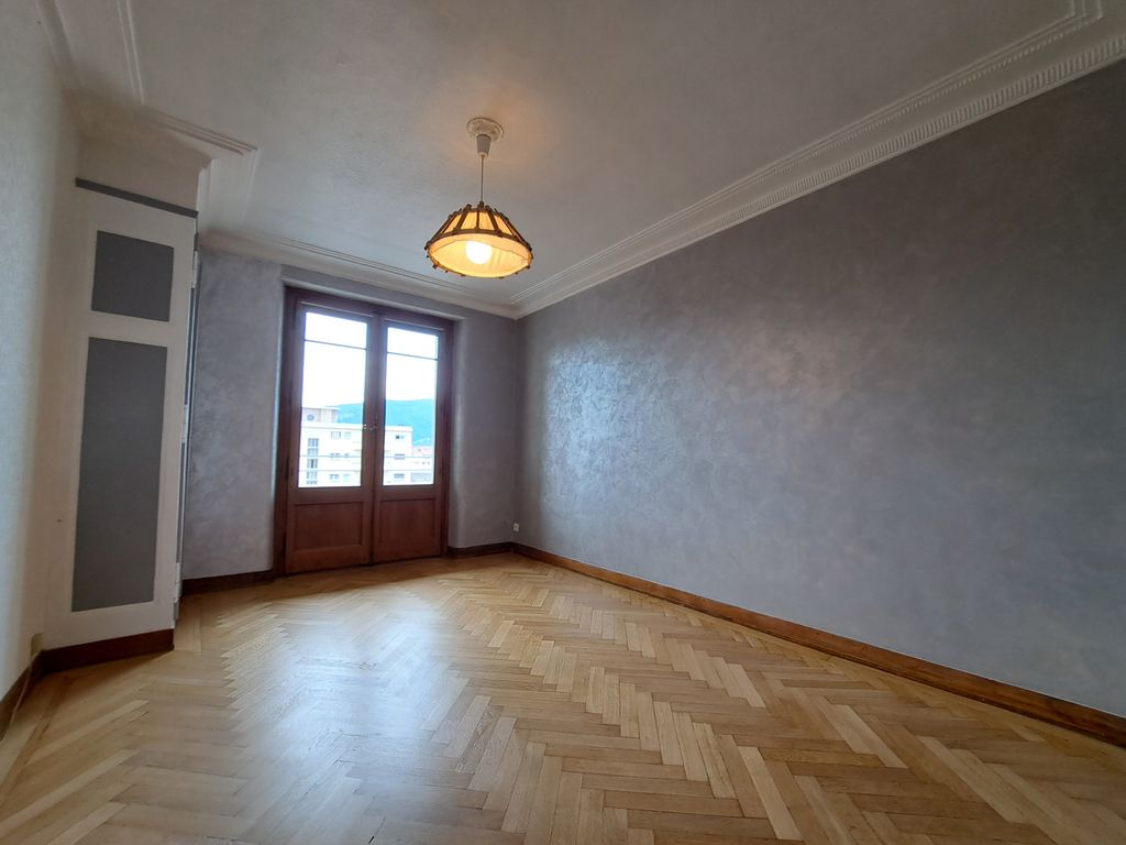 Achat appartement à vendre 2 pièces 49 m² - Annemasse