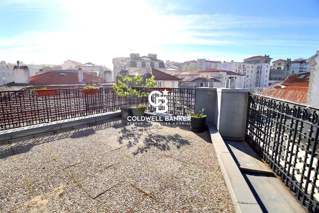 Achat appartement à vendre 7 pièces 180 m² - Biarritz