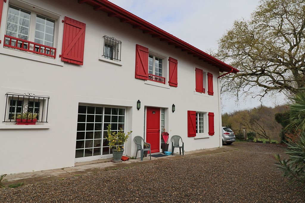 Achat maison à vendre 5 chambres 193 m² - Villefranque