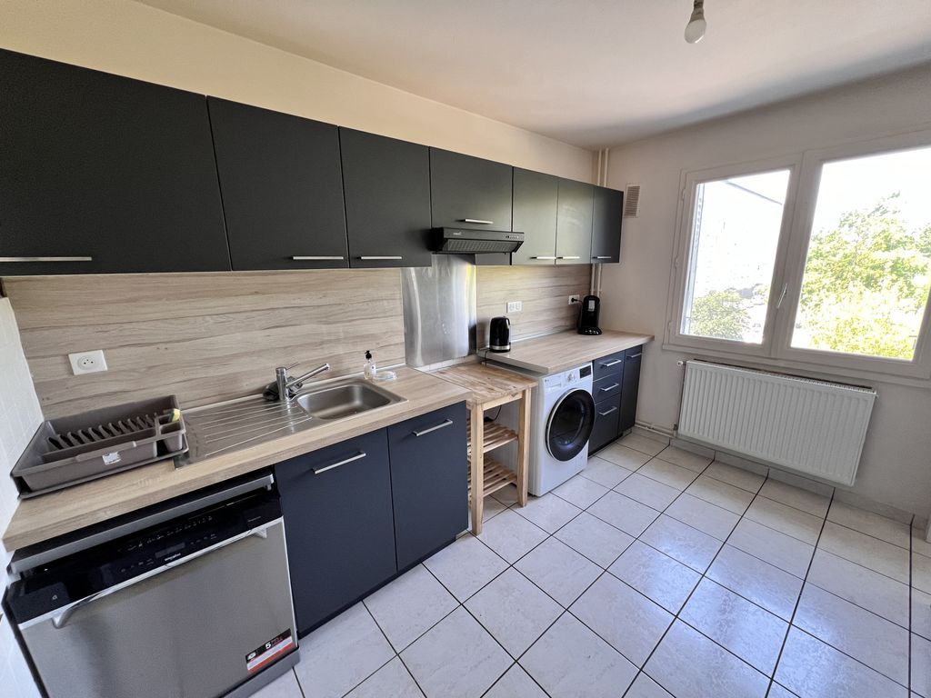 Achat appartement à vendre 4 pièces 83 m² - Clermont-Ferrand