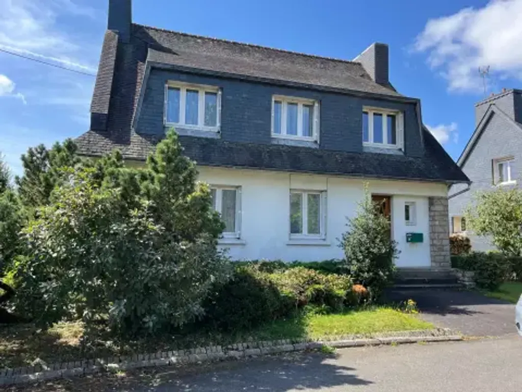 Achat maison à vendre 5 chambres 142 m² - Carhaix-Plouguer