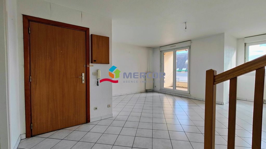 Achat appartement à vendre 4 pièces 90 m² - Holtzheim