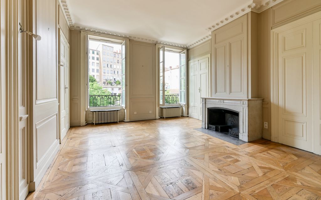 Achat appartement à vendre 4 pièces 140 m² - Lyon 1er arrondissement