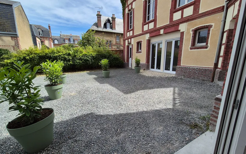 Achat appartement à vendre 3 pièces 92 m² - Villers-sur-Mer