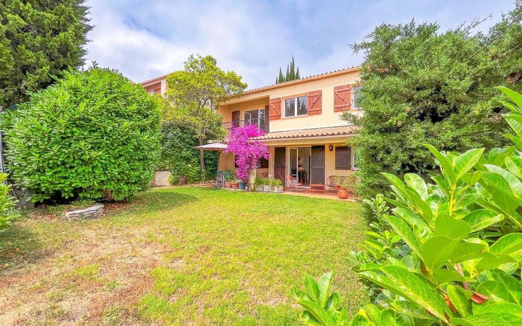 Achat maison à vendre 3 chambres 135 m² - Cagnes-sur-Mer