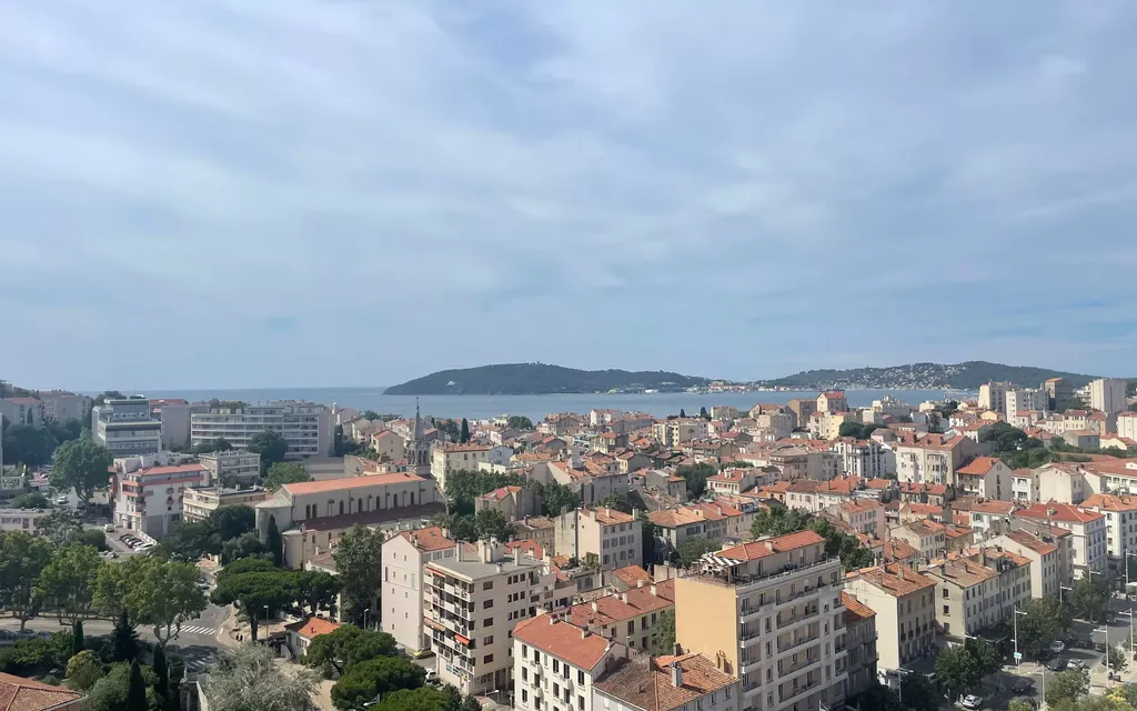 Achat appartement à vendre 3 pièces 70 m² - Toulon