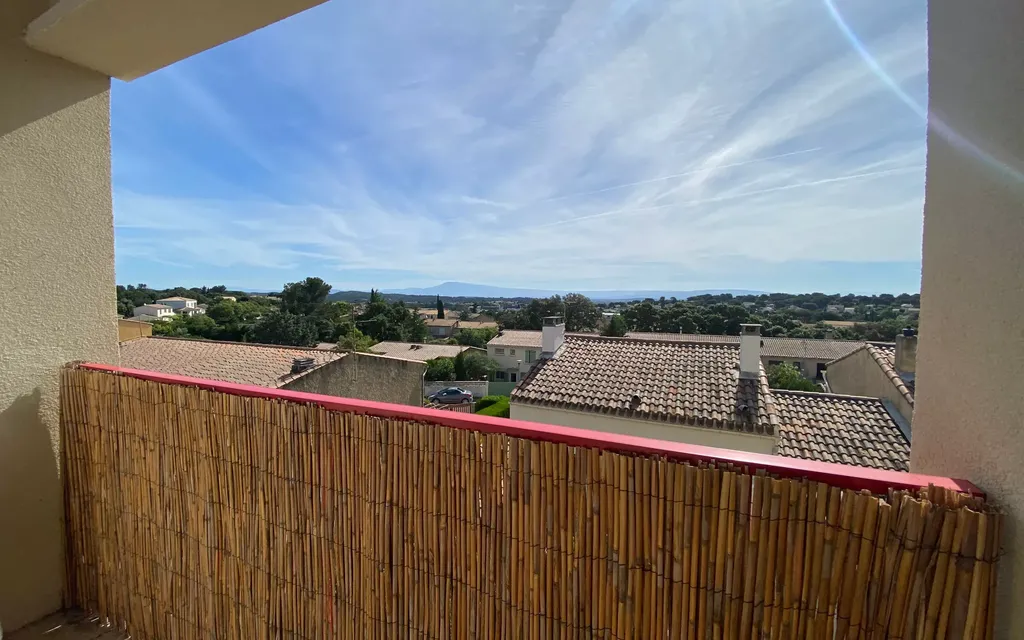 Achat appartement à vendre 3 pièces 63 m² - Villeneuve-lès-Avignon