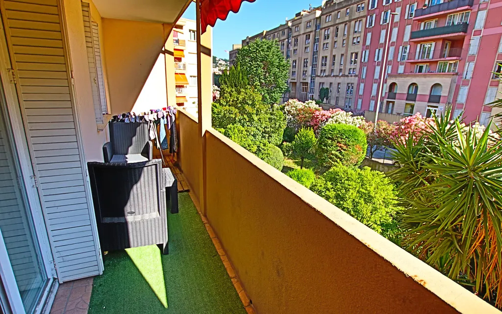 Achat appartement à vendre 3 pièces 57 m² - Nice