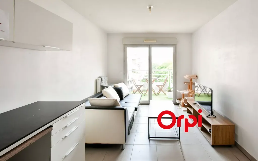 Achat appartement à vendre 2 pièces 39 m² - Pierre-Bénite