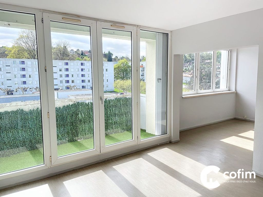 Achat appartement à vendre 4 pièces 77 m² - Mourenx