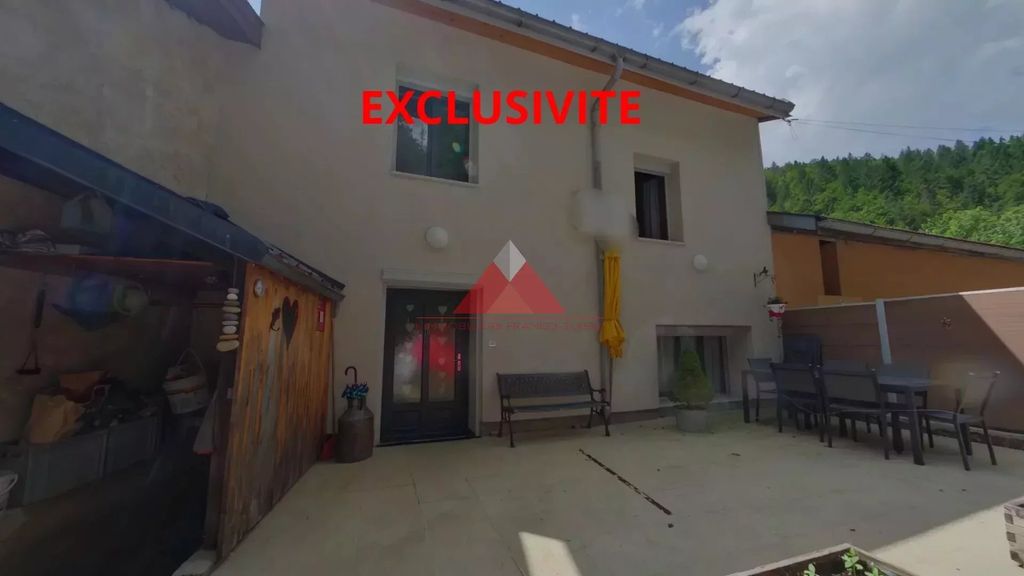 Achat maison à vendre 5 chambres 156 m² - Hauts-de-Bienne