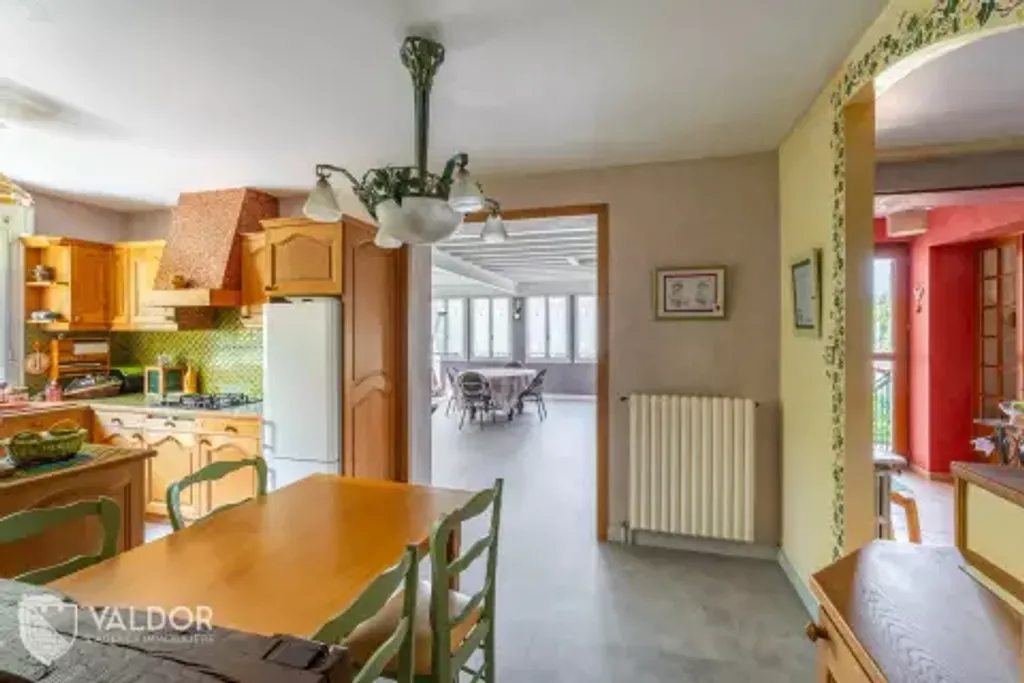 Achat maison à vendre 5 chambres 341 m² - Cercié