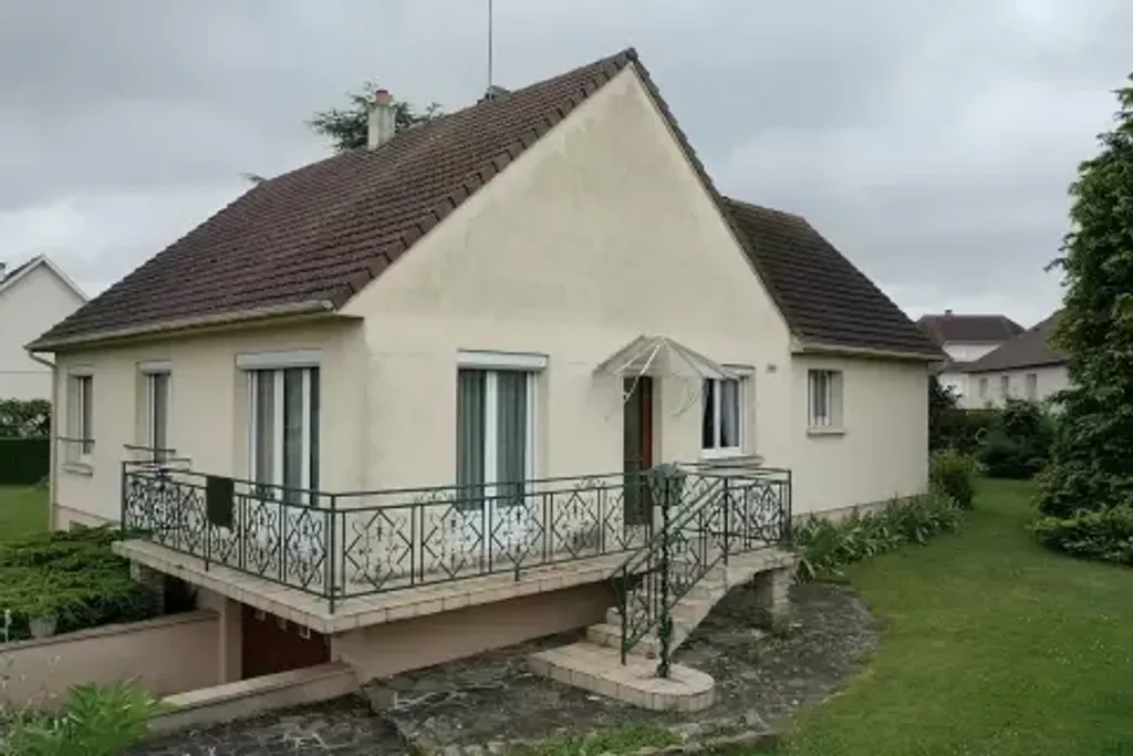 Achat maison à vendre 3 chambres 100 m² - Saint-Pierre-en-Auge