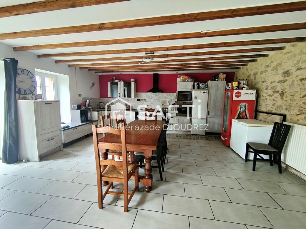 Achat maison à vendre 3 chambres 134 m² - Saint-Martin-des-Noyers