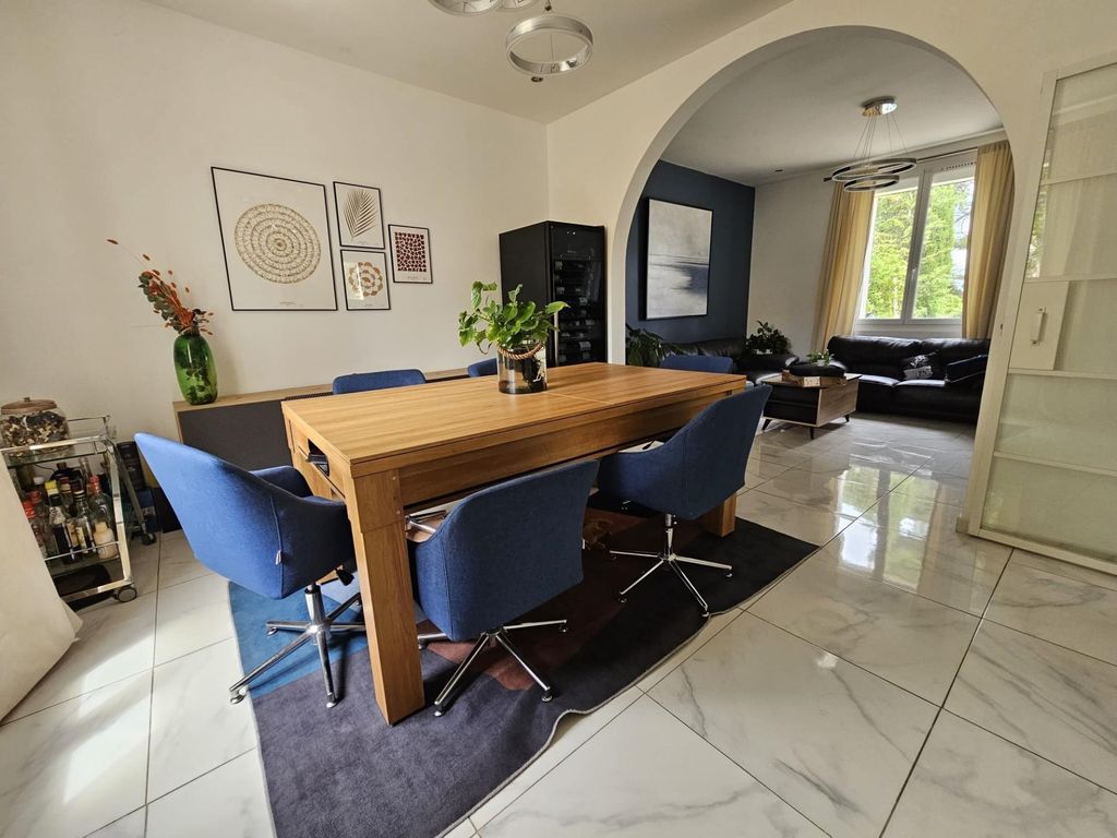 Achat maison à vendre 4 chambres 126 m² - Châteauneuf-les-Martigues