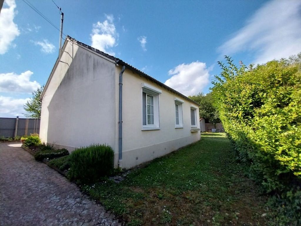 Achat maison à vendre 2 chambres 65 m² - Oinville-sous-Auneau