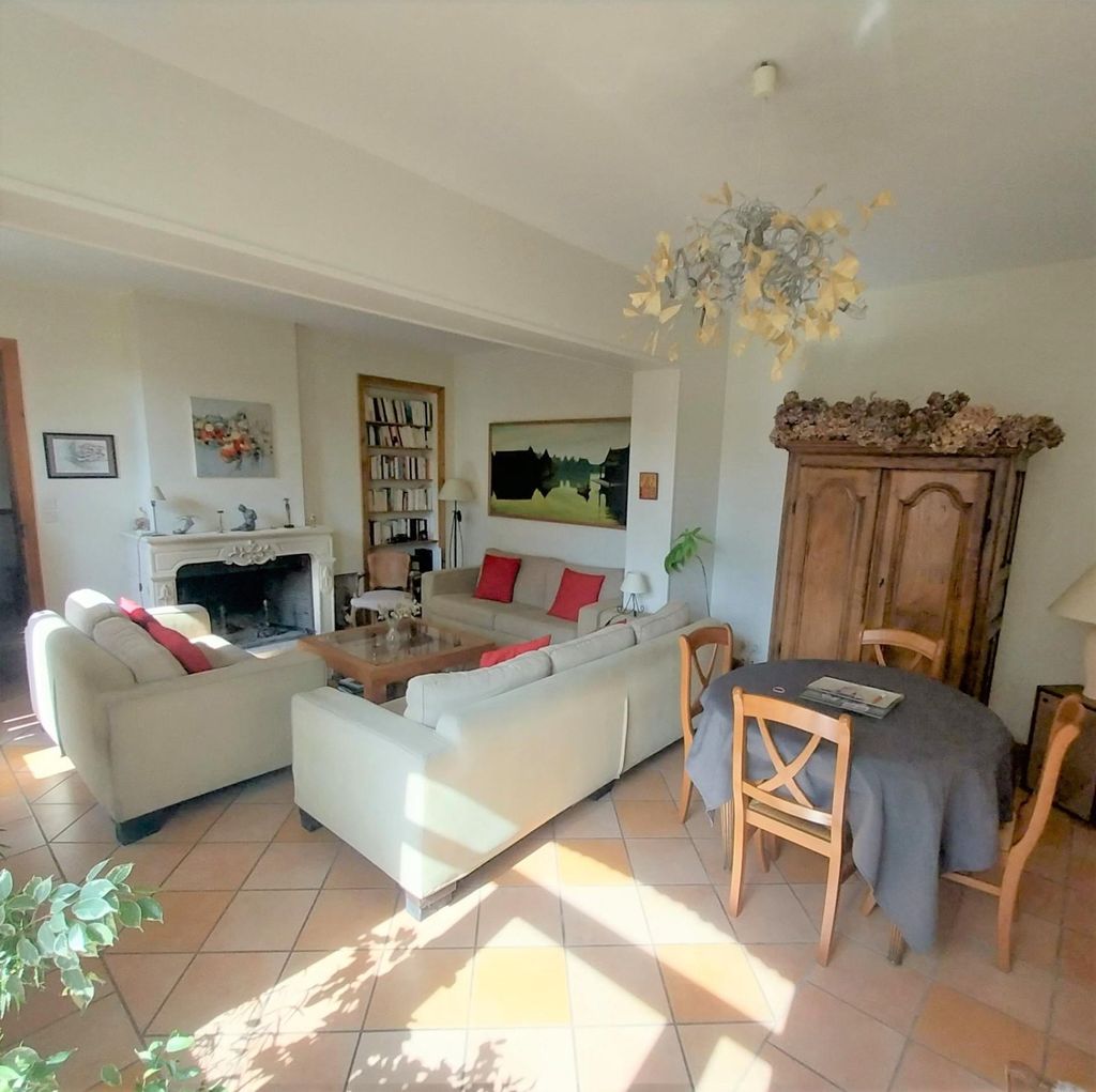 Achat maison à vendre 5 chambres 207 m² - Bousbecque