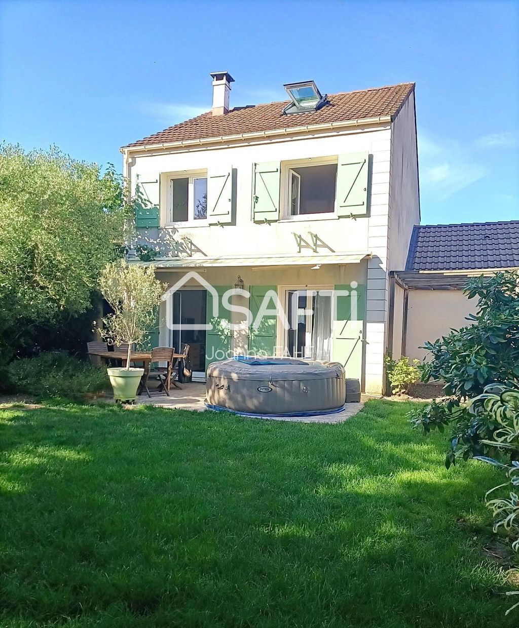 Achat maison à vendre 5 chambres 102 m² - Vernouillet