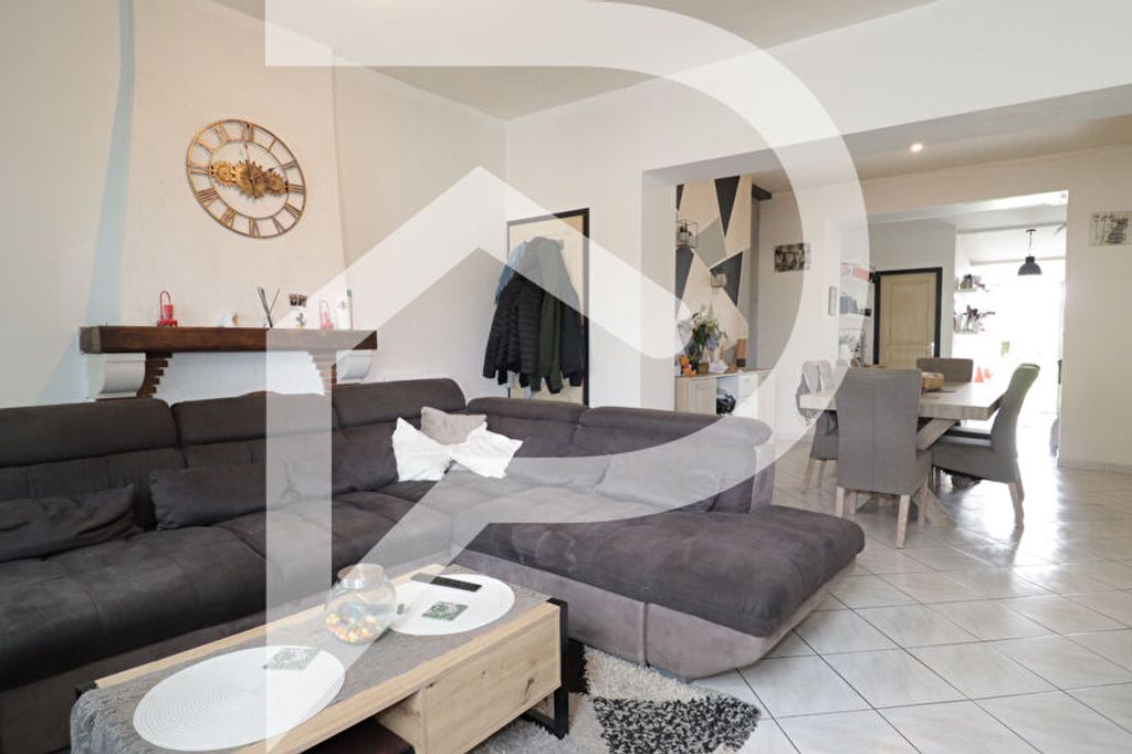 Achat maison à vendre 2 chambres 74 m² - Quiévrechain