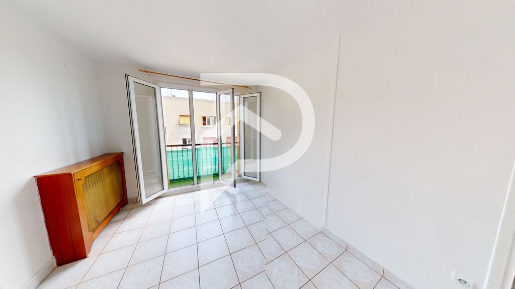 Achat appartement à vendre 4 pièces 64 m² - Villemomble