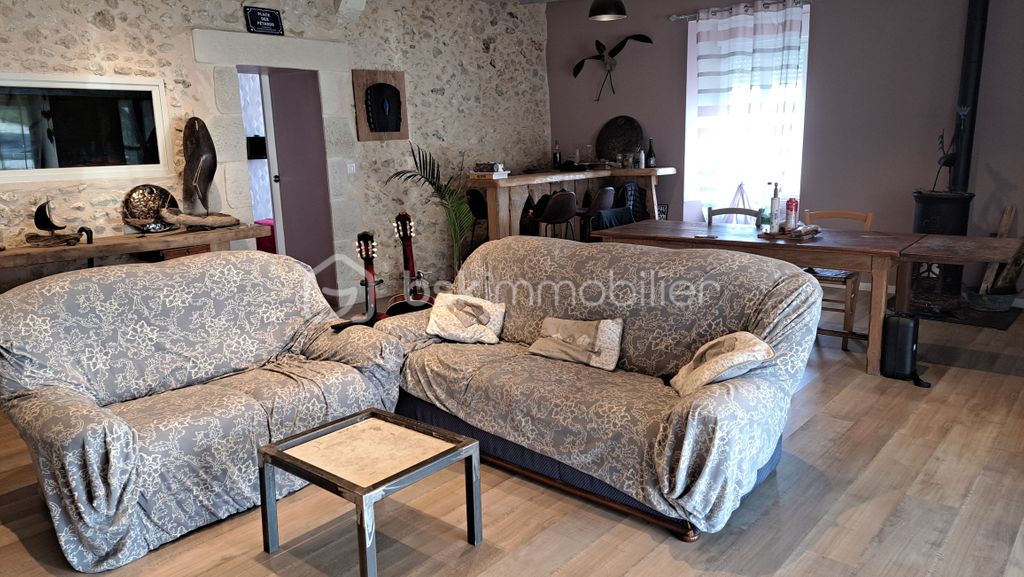 Achat maison à vendre 4 chambres 142 m² - Saint-Léon-sur-l'Isle