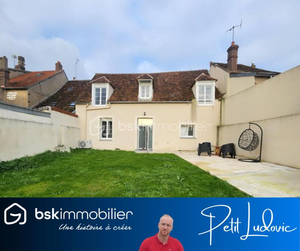 Achat maison à vendre 4 chambres 143 m² - Sens