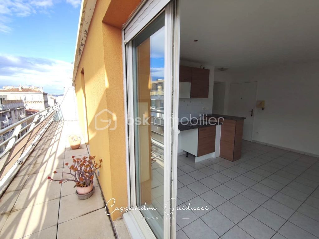 Achat appartement à vendre 3 pièces 52 m² - Marseille 3ème arrondissement