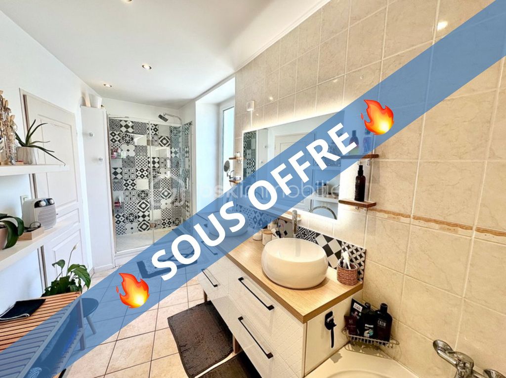 Achat maison à vendre 4 chambres 140 m² - Voiron