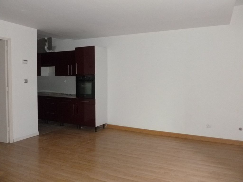 Achat appartement à vendre 4 pièces 80 m² - Saint-Claude